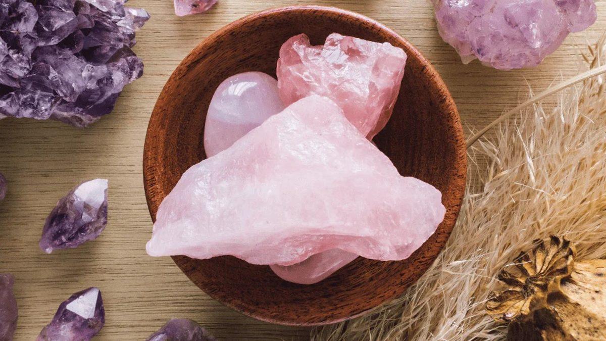 Pek Fark Etmesek Bile Kullanıldığı Alanları Okuyunca ’’Burada Bile mi?’’ Dedirtecek Doğa Harikası Taş ile Tanışın: Kuvars