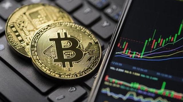 Bitcoin ETF’lerine Açılır Açılmaz Kaç Para Yatırıldığı Belli Oldu: İşte Dudak Uçuklatan Meblağ!