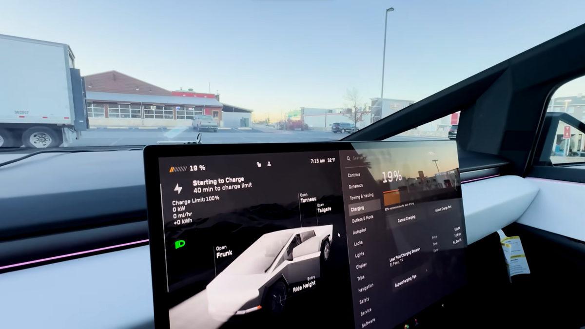 YouTuber, Tesla Cybertruck İle 2150 Kilometre Yol Yaparak En Büyük Sorununu Ortaya Çıkardı [Video]