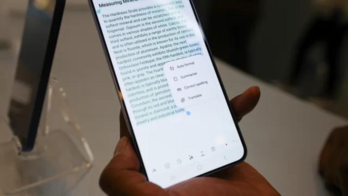 Akıllı Telefonlarda Yapay Zekâ Çağını Başlatacak 