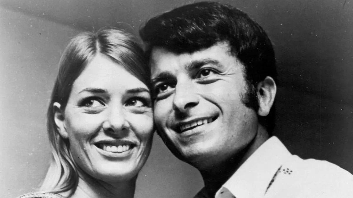 Şıpsevdi Sakızlarındaki Karikatürlerin Gerçek Hikâyesini Öğrenince 