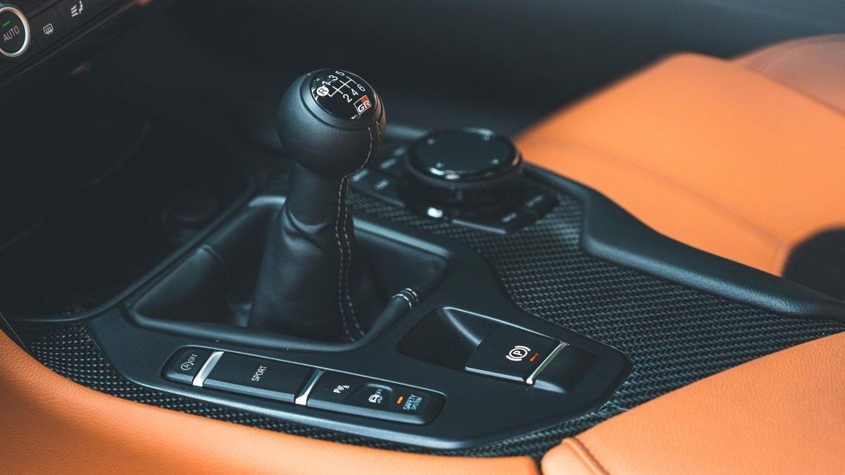 Elektrikli Araçların Neredeyse Hepsinde Tek Vites Olmasının 