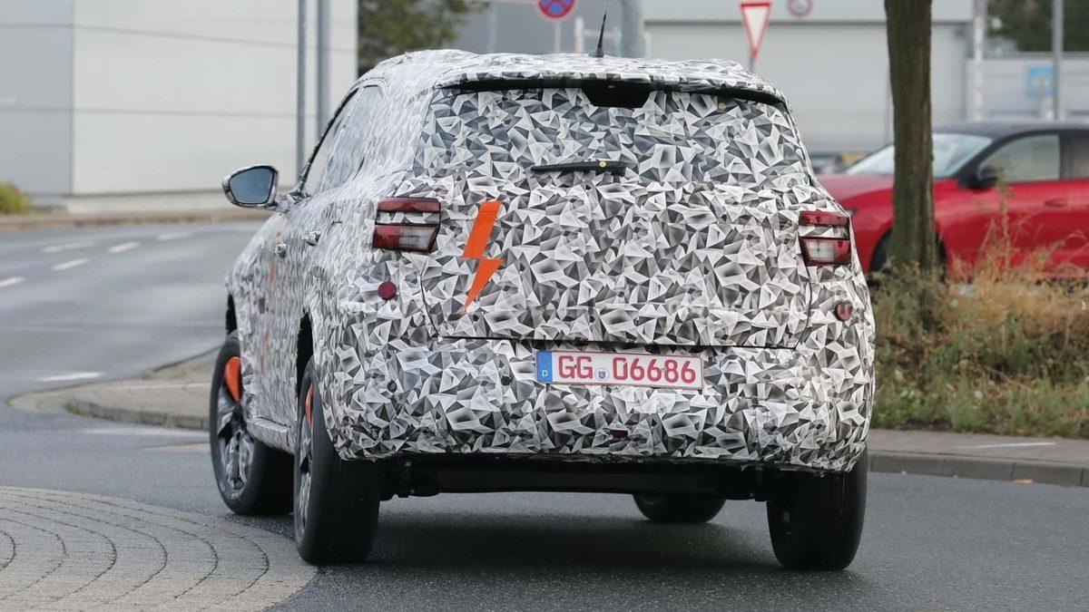 Opel Crossland Gidiyor, 