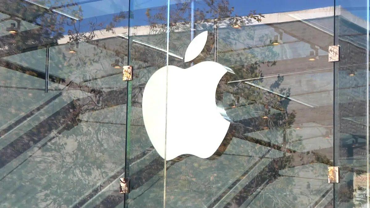 Apple, iPhone’lara App Store Dışından Yüklenecek Uygulamalardan da Para Almayı Planlıyor