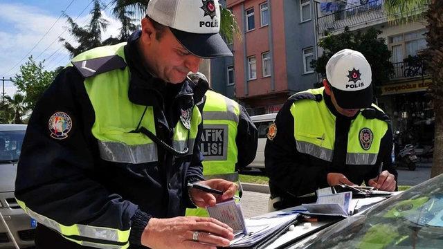 Trafik Cezasını İndirimli Ödeme Süresi Artırıldı (Siz Yine de Kurallara Uymayı Tercih Edin)
