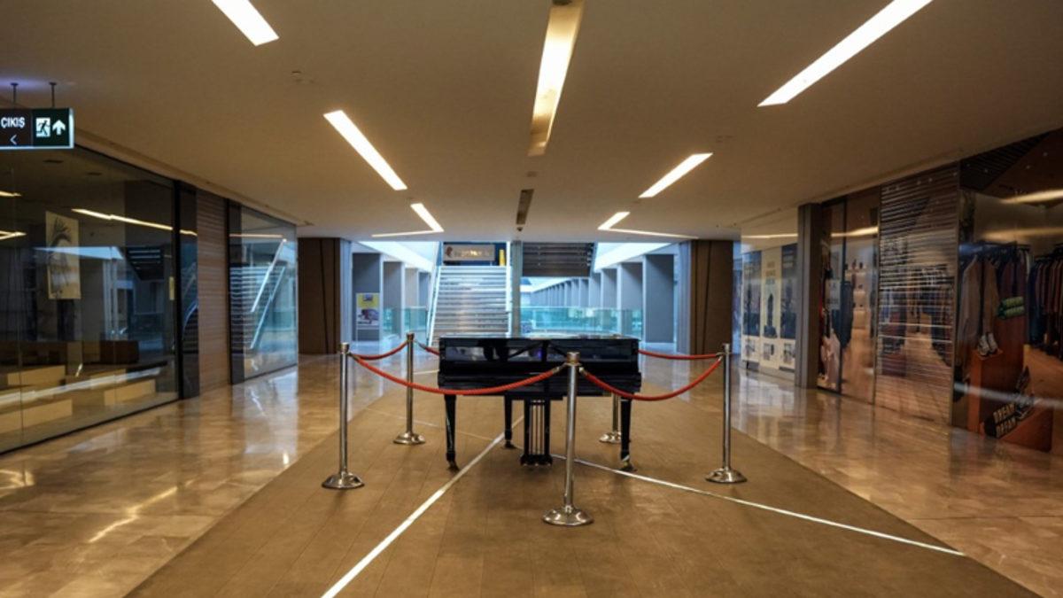 Türkiye’nin İlk AVM’sinin Son Hâli Sosyal Medyada Gündem Oldu: Hayalet Bina!