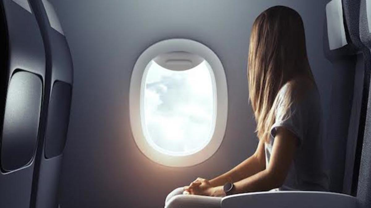 Uçaklarda, İniş ve Kalkış Esnasında Camları Neden Açmak Zorundayız?
