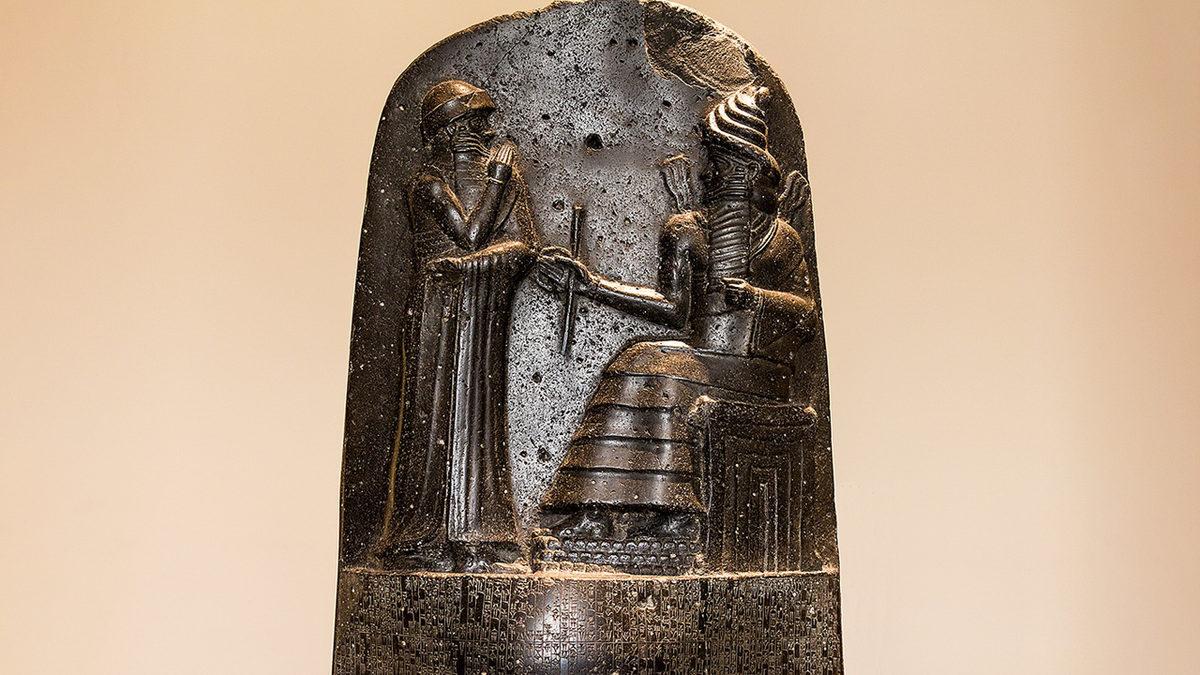 Hammurabi Kanunları’nda Yer Alan Bu Cezaları Okuyunca Tüyleriniz Diken Diken Olacak: Bu Kadar Sert Olmasının Mantıklı Bir Sebebi Var!