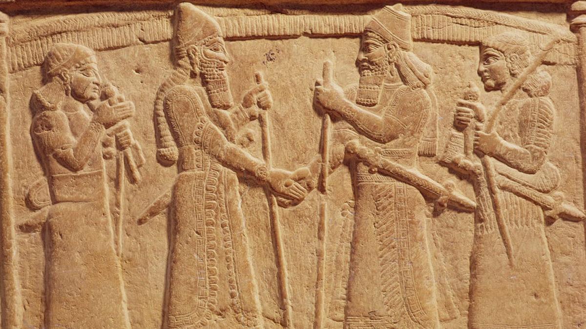 Günümüzde Sürtünmeden Alev Çıkartacak Kadar Kullandığımız Kredi Kartları İlk Defa Nasıl Bulundu? Sistem 5000 Yıl Önceye Dayanıyor!