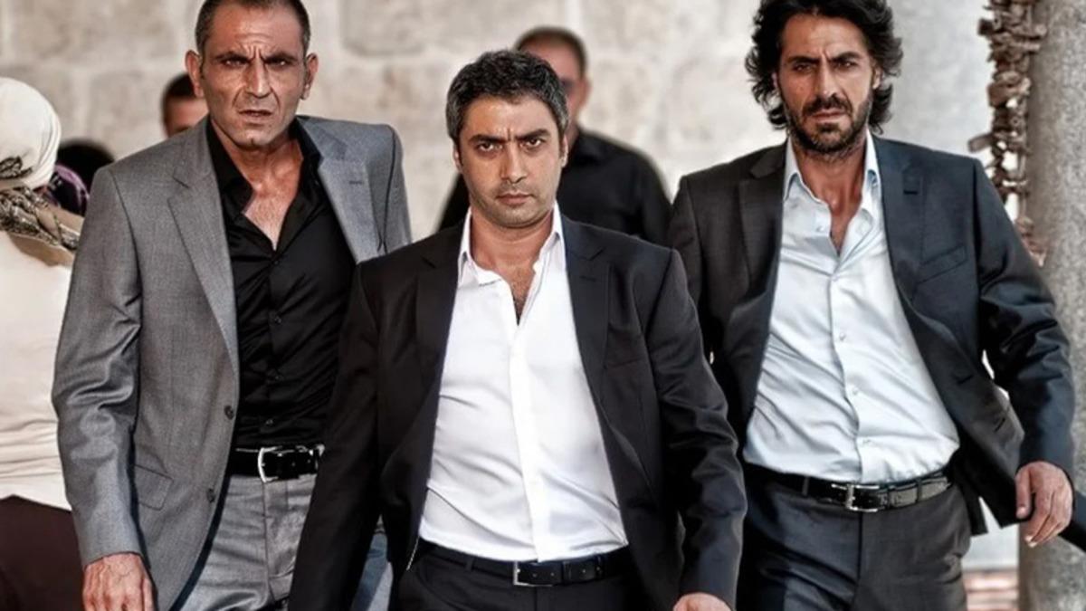 Kurtlar Vadisi, Yeni Bölümleriyle Geri Dönecek mi? Yapımcısı Tartışmaları Bitiren Açıklamayı Yaptı