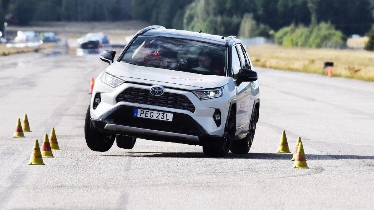 Birçok Popüler Otomobil Modeli, 