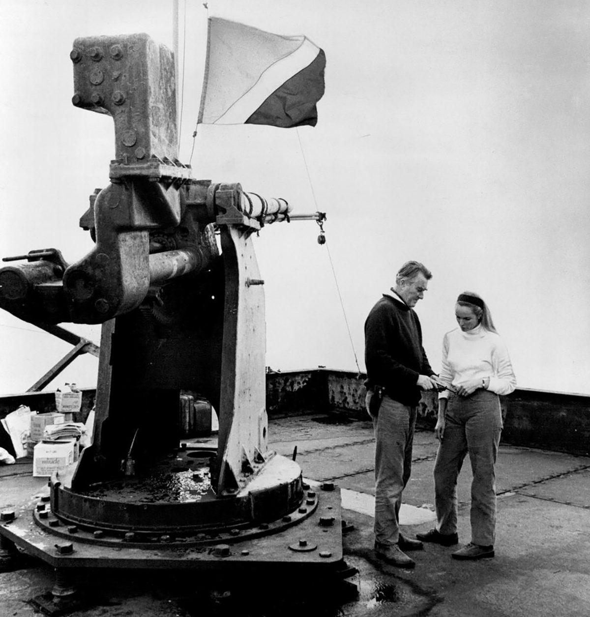 Okul Bahçesi Kadar Yüz Ölçümüne Rağmen Anayasası, Hatta Futbol Takımı Bile Olan Dünyanın En Küçük Ülkesiyle Tanışın: Sealand