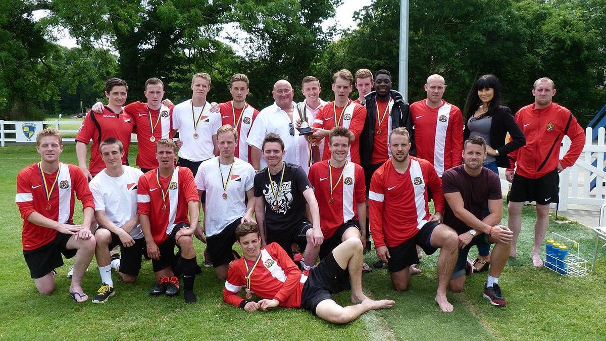 Okul Bahçesi Kadar Yüz Ölçümüne Rağmen Anayasası, Hatta Futbol Takımı Bile Olan Dünyanın En Küçük Ülkesiyle Tanışın: Sealand