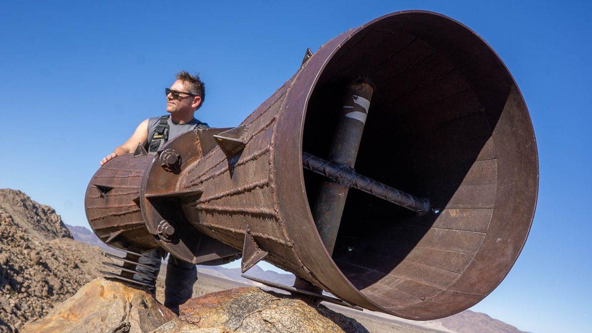 Çölün Ortasında Bulunan ve Gizemi Çözülemeyen Bu Tuhaf Nesne Ne Olabilir? Tarihî Bir Kalıntı Değil!