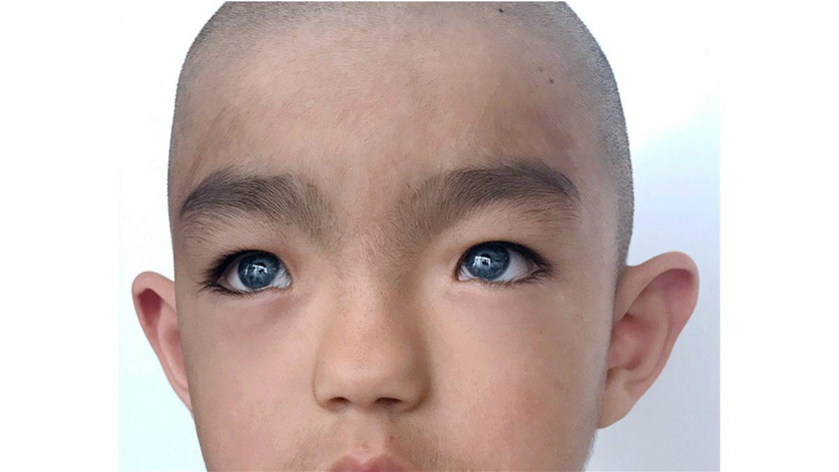 Asyalılarda Neredeyse Hiç Mavi Göze Rastlanmamasının 10.000 Yıl Önceye Dayanan Sebebi