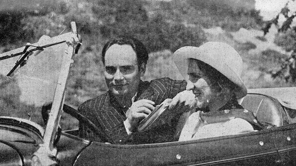 Türkiye Yine Bildiğimiz Gibi: Ülkemizin İlk Kadın Ralli Pilotu Sâmiye Hanım, Girdiği Yarışta Tüm Erkekleri Yenince Nasıl Mahkemelik Olmuştu?