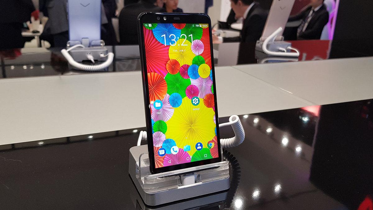 Vestel’in Ürettiği Yerli ve Millî Akıllı Telefon 