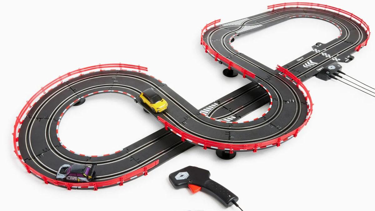 Renault, 5 E-Tech Electric Temalı Retro Görünümlü 