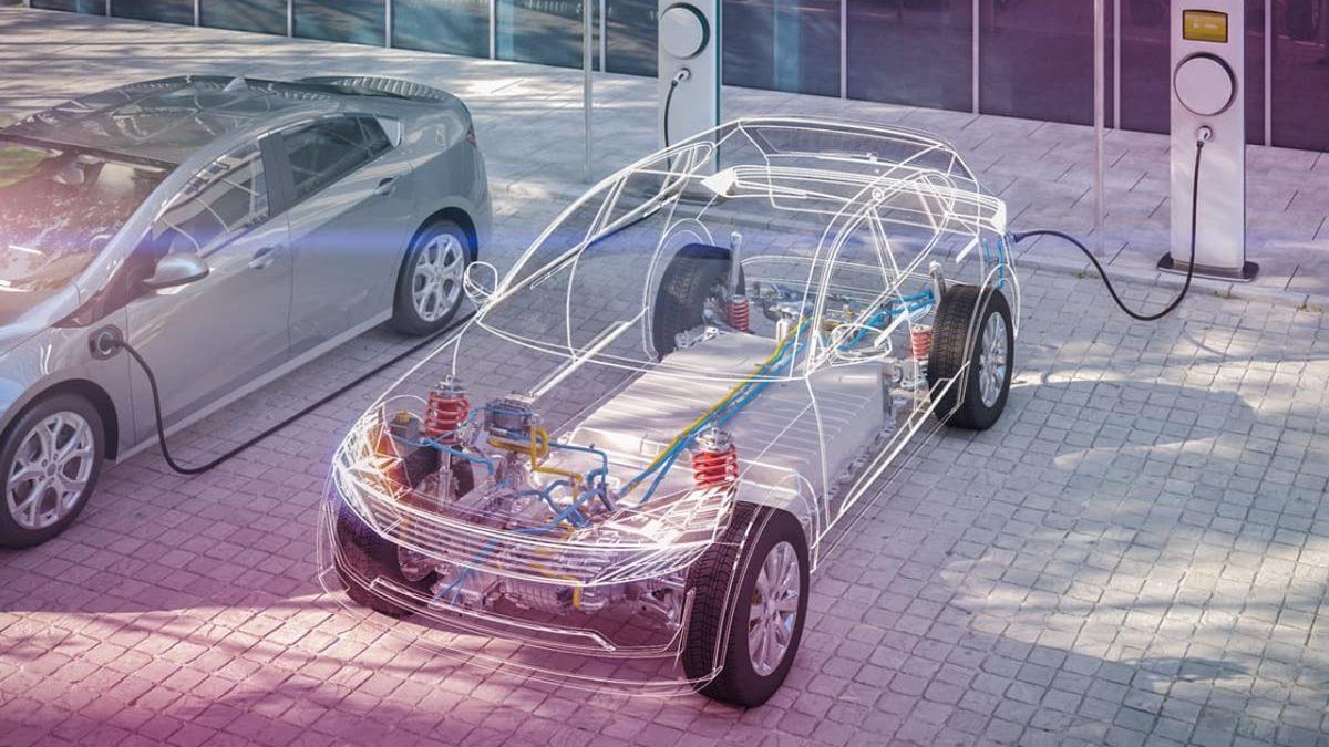 Mercedes, Renault Gibi Pek Çok Firma, Elektrikli Araçlara Tamamen Geçme Planlarından Neden Vazgeçiyor?