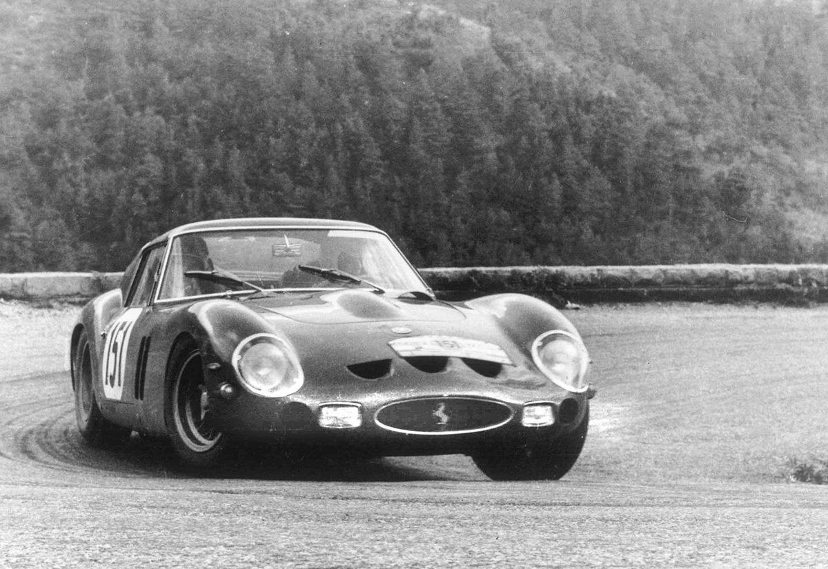 Bir Zamanların En Pahalı Arabası Ferrari 250 GTO, Duvar Kağıdı Yapmalık Görsellerle Açık Artırmada
