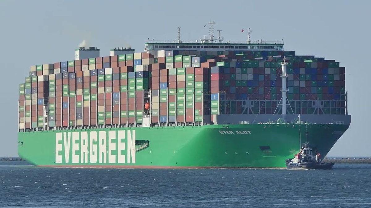 Dünyanın En Büyük Kargo Gemilerinin On Binlerce Konteyner Taşıyabilmelerini Sağlayan Muazzam Özellikleri