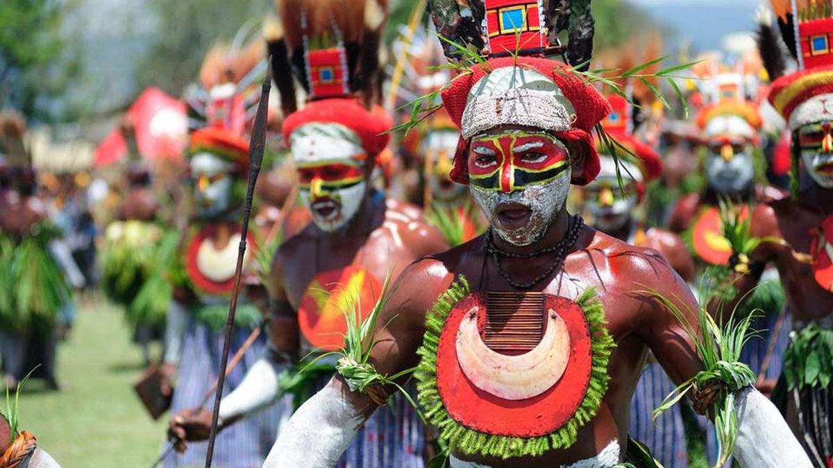 Dünya Rezervlerinin Neredeyse Yarısına Sahipken Nasıl Oldu da Bu Kadar Fakir Bir Ülke Hâline Geldi? Gine Hakkında 11 İlginç Gerçek