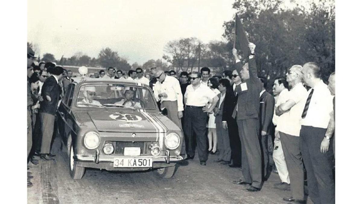 Koç Holding, Türkiye’nin Seri Üretime Geçen İlk Yerli Otomobili Anadol’un Üretimini Neden Durdurmuştu?