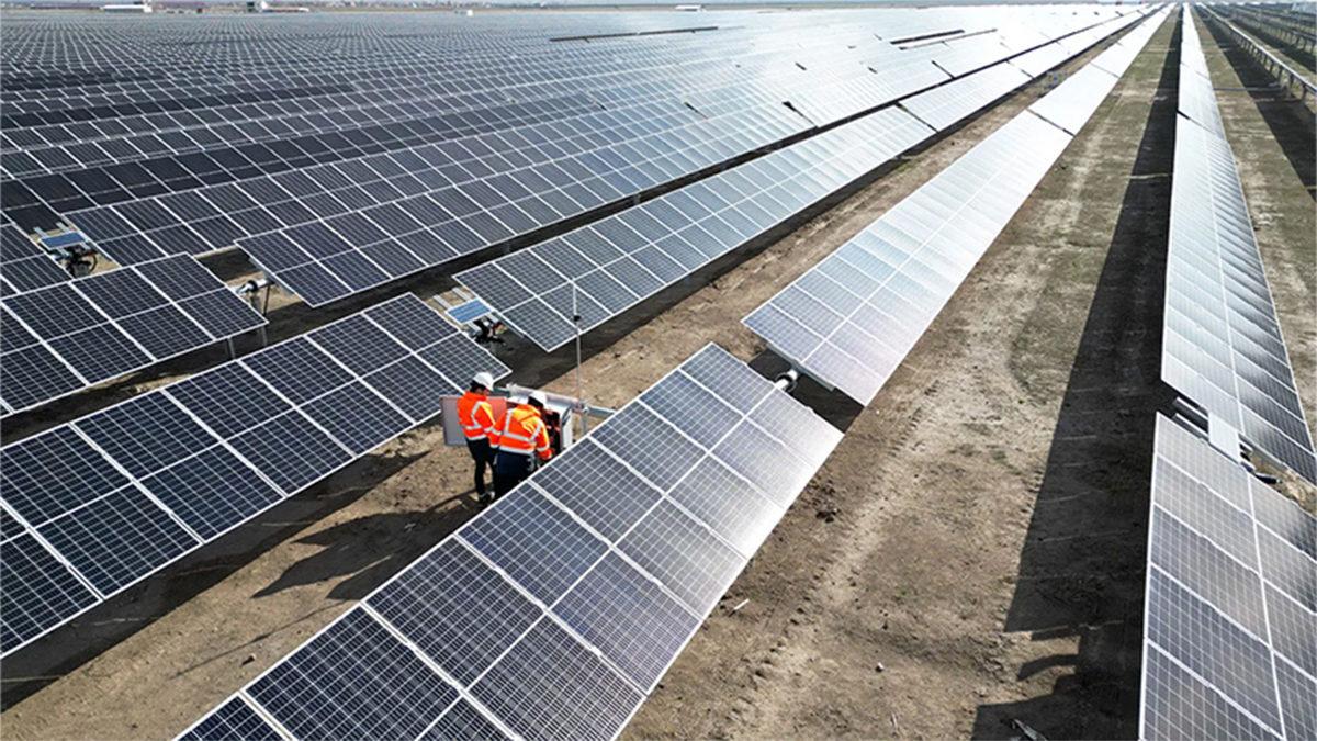 Türkiye’nin Tek Çöl İklimine Sahip Bölgesine Kurulan Muazzam Yapı: 2600 Futbol Sahası Büyüklüğünde!