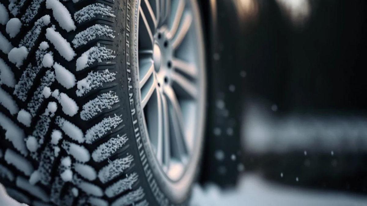 Araba Sürerken Yaptığınız Bu 6 Hata Lastik Ömrünüzü Azaltıyor!