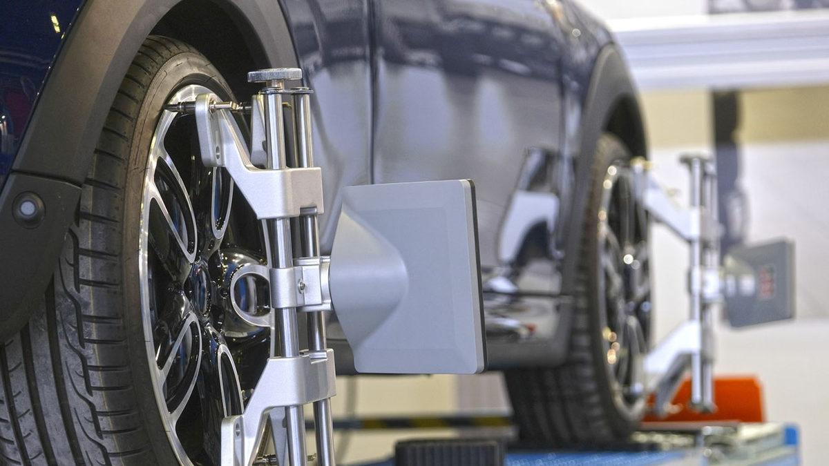 Araba Sürerken Yaptığınız Bu 6 Hata Lastik Ömrünüzü Azaltıyor!