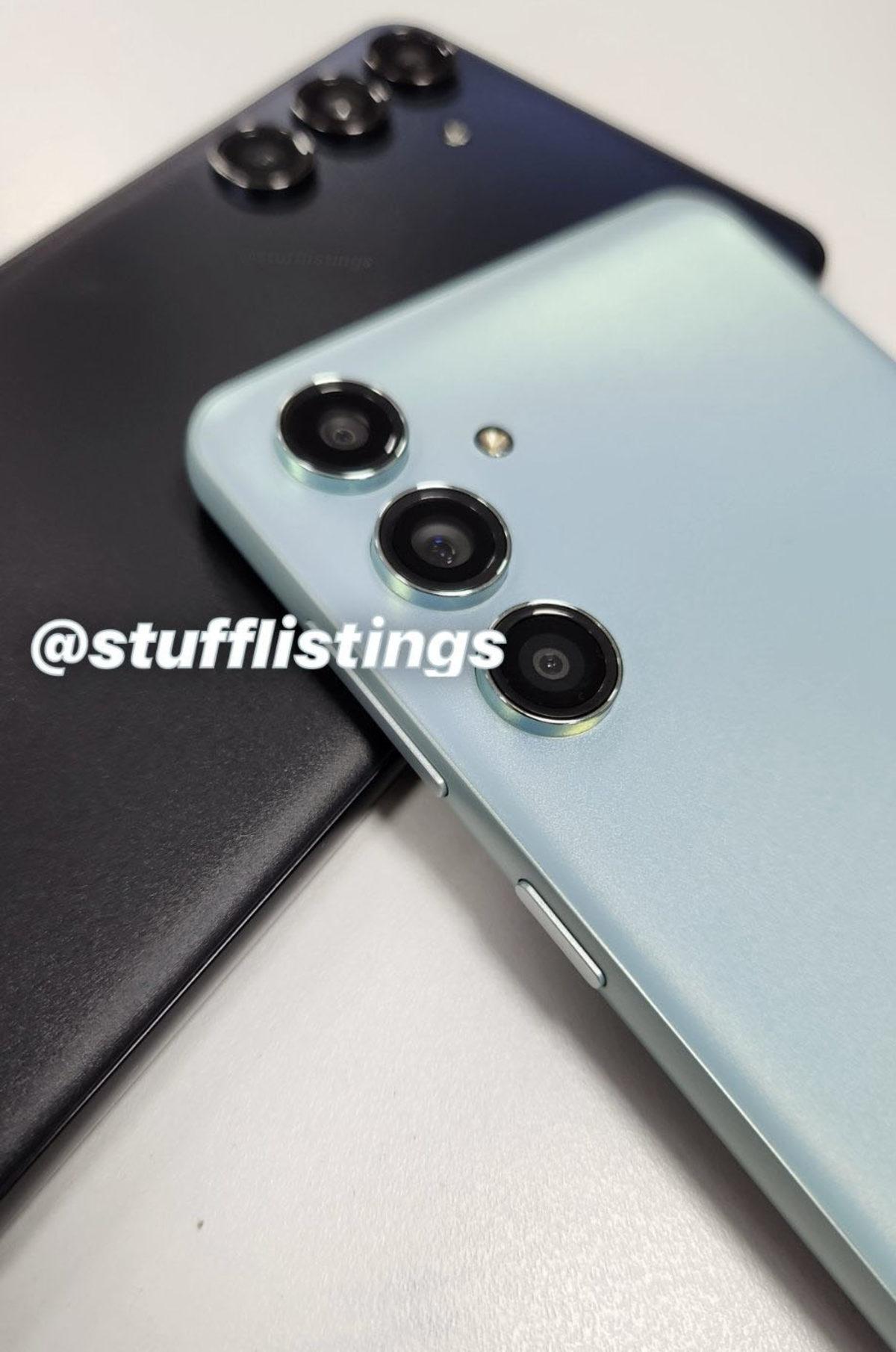 Türkiye’de de Satışa Sunulacak Galaxy M55’in Tasarımı Ortaya Çıktı: Samsung, Bütün Telefonları Birbirine Benzetiyor!