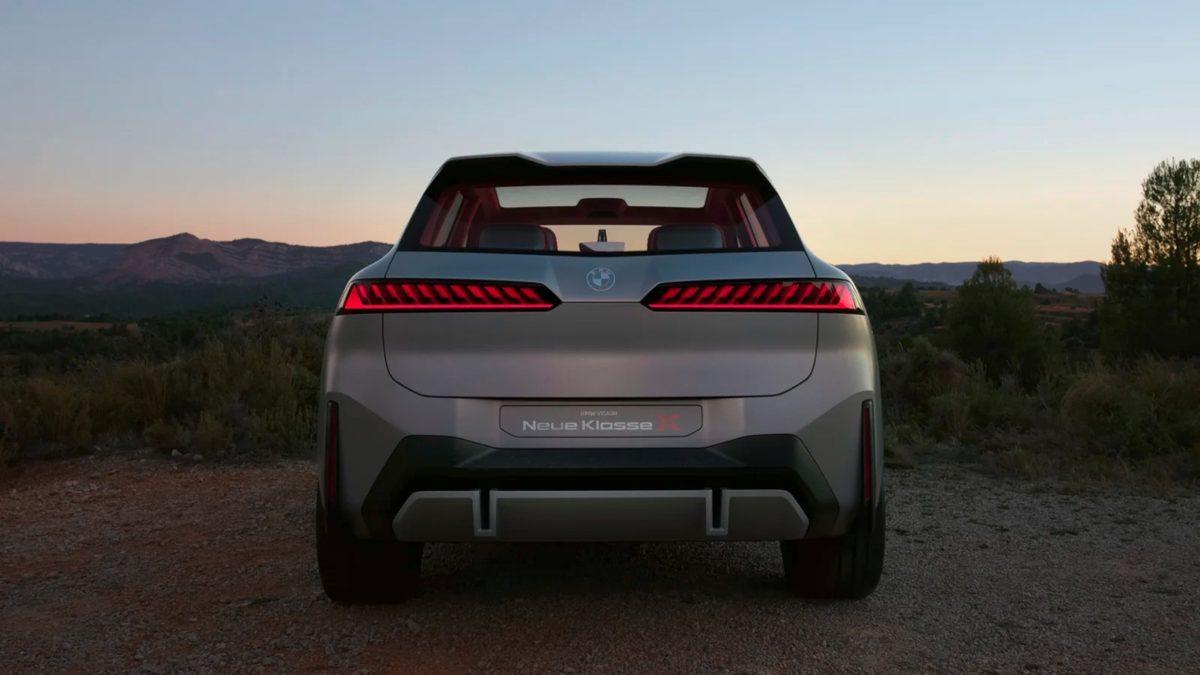 Geçmişle Geleceği Birleştiren Konsept Otomobil BMW Vision Neue Klasse X Duyuruldu!