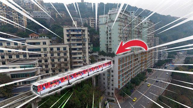 Çin’in Chongqing Şehrindeki Bu Sıra Dışı Yapıları Görünce Gerçeklik Algınız Bozulacak: Evlerin İçinden Tren Geçiyor!