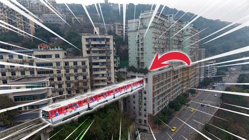 Çin’in Chongqing Şehrindeki Bu Sıra Dışı Yapıları Görünce Gerçeklik Algınız Bozulacak: Evlerin İçinden Tren Geçiyor!