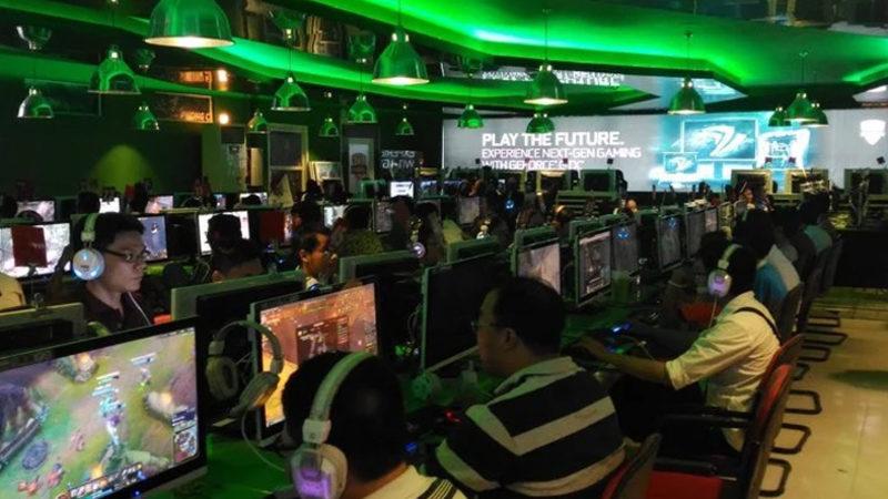 Türkiye’deki İnternet Kafelerin %80’i Kapandı!