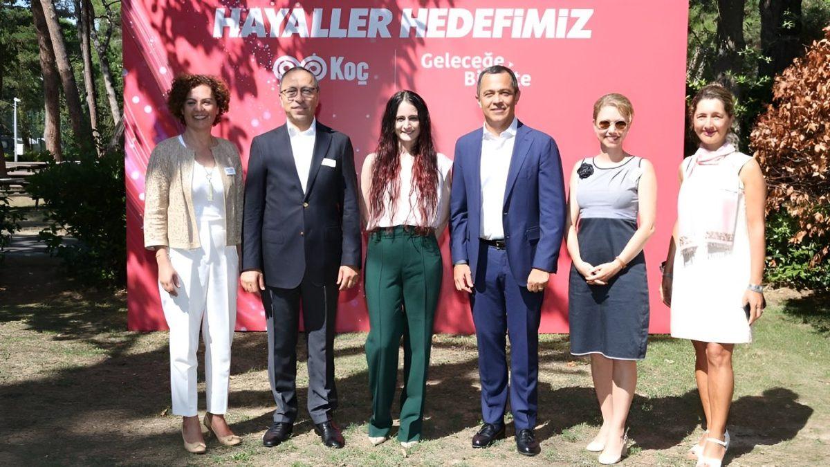 İşin İç Yüzü Epey Çetrefilli: Türkiye’nin En Zengin İkinci Kadını İpek Kıraç’ın Çalkantılarla Dolu Öyküsü