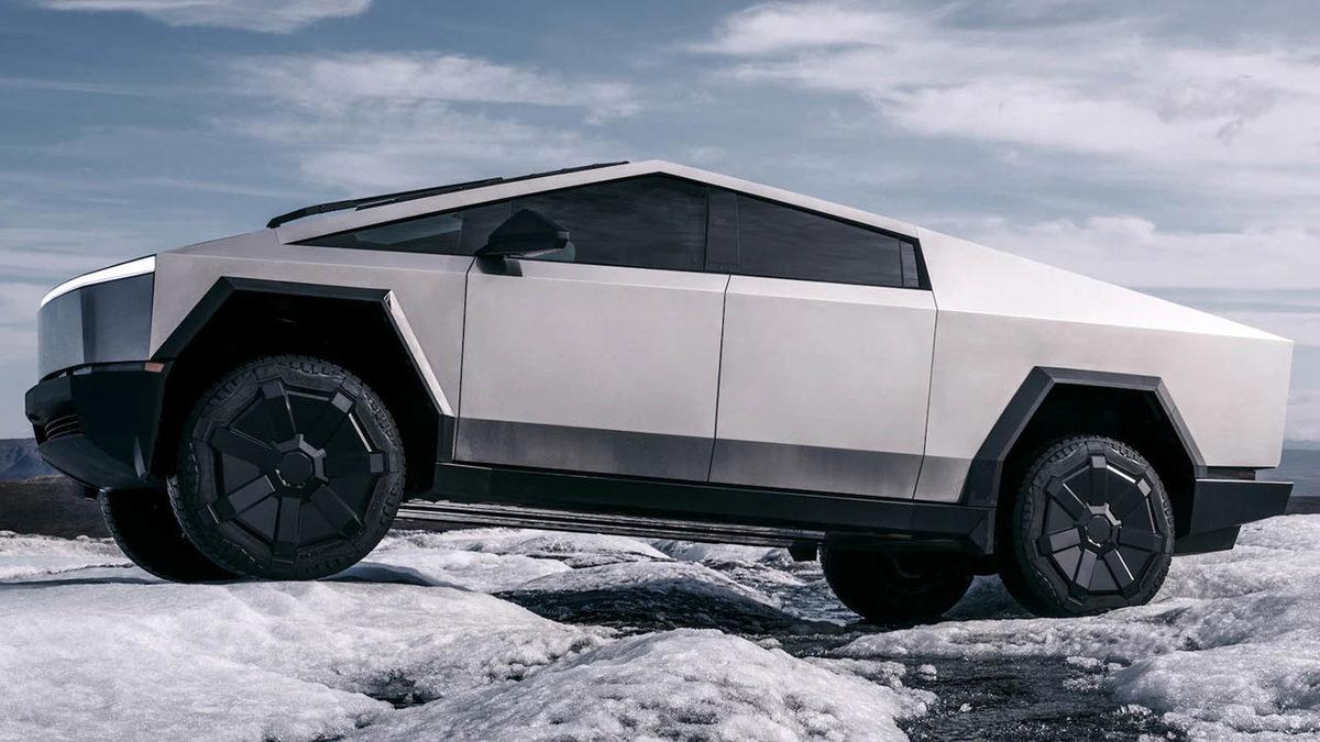 Tesla Cybertruck’ın Kablosuz Şarj Desteğine Sahip Olduğu Ortaya Çıktı