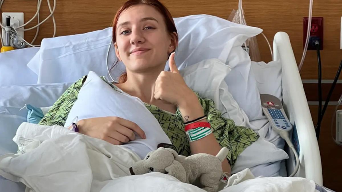 Elektronik Sigara Yüzünden İki Kez Akciğeri Sönen Kadın, Yaşadıklarını Anlattı: "Çok Pişmanım"