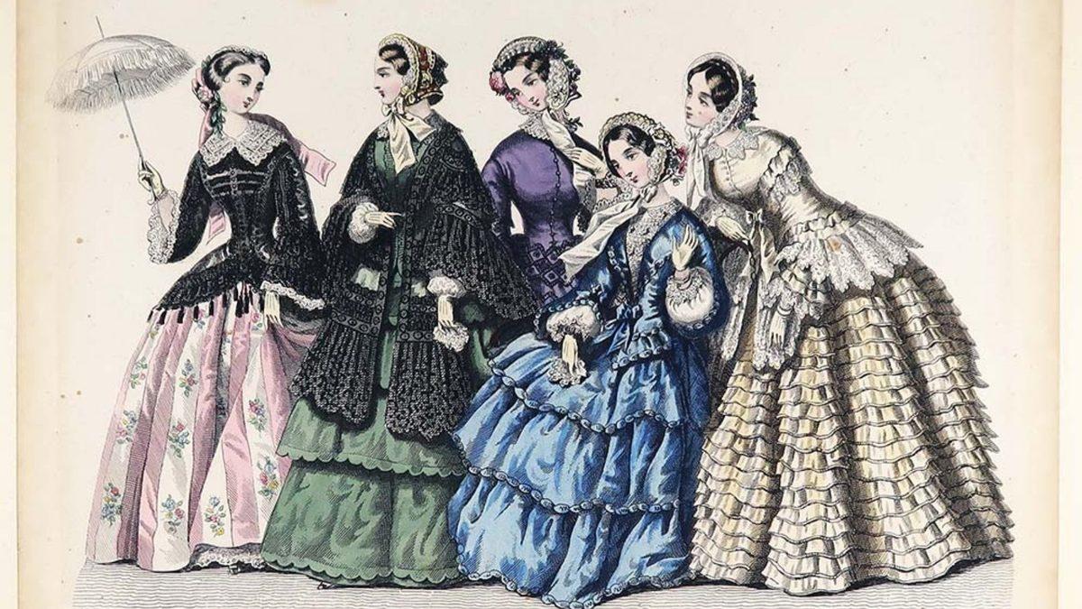 Kadınların Özel Günlerde Giydikleri Gece Elbisesine 