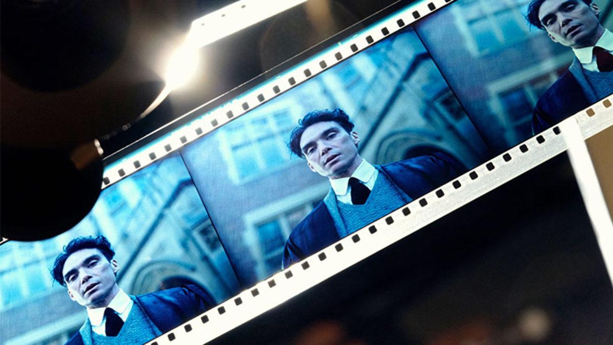 Christopher Nolan’ın İlginç Takıntıları: Senaryoların Her Zaman Kırmızı Bir Kâğıda Basılmasını İstiyor