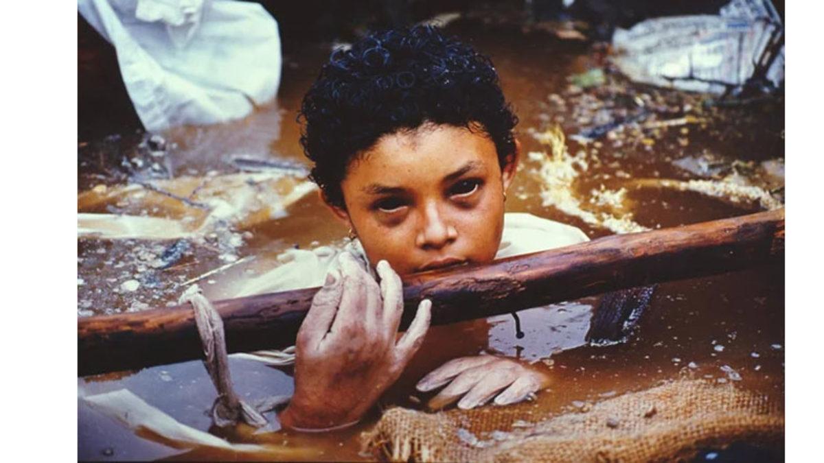 Gözler Önünde Sessizce Ölmeyi Bekleyen Omayra Sanchez’in Hikâyesini Öğrenince Hayatı Sorgulayacaksınız