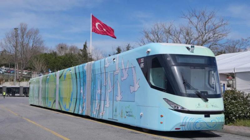İstanbul’da Elektrikli Metrobüsler Test Sürüşlerine Başladı [Video]