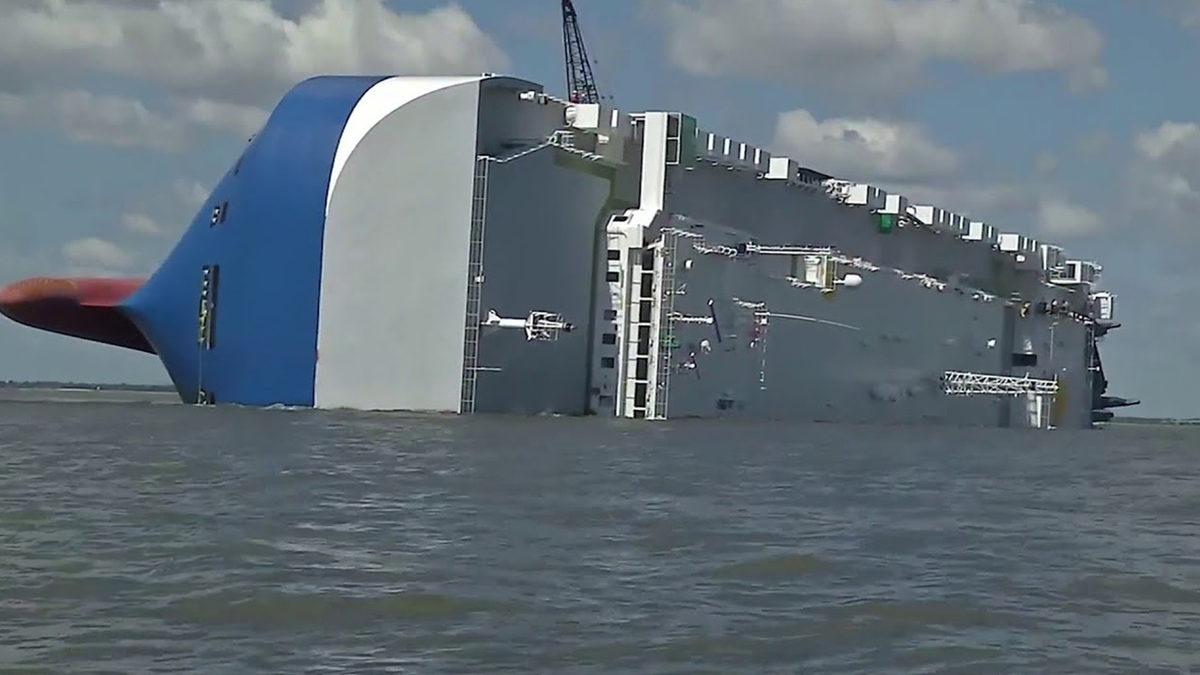 Basit Bir Yazım Hatası Yüzünden Alabora Olan Golden Ray Araç Gemisi (Ettirdiği Zarar, Aklınızı Başınızdan Alabilir!)