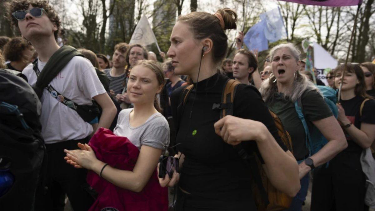 Greta Thunberg Hollanda’da Gözaltına Alındı