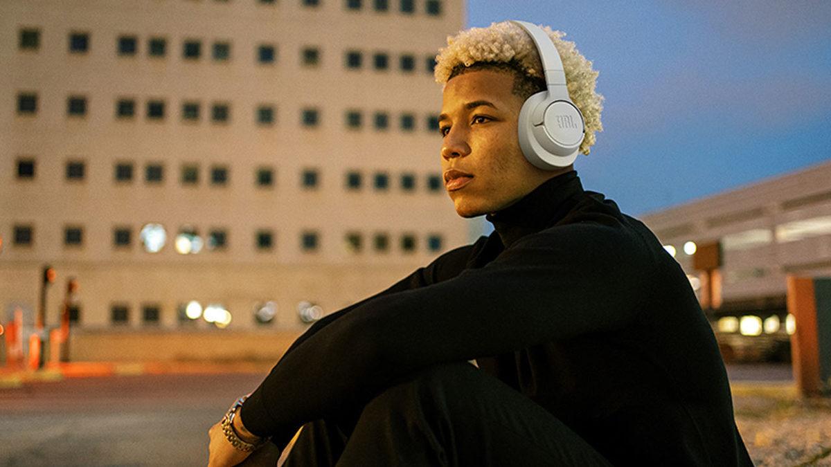 A101’de Satılan JBL Tune 720BT Bluetooth Kulaklığın Özellikleri: Alınır mı?