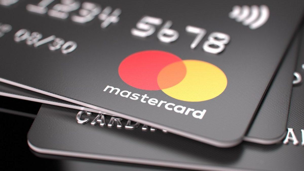 Biz Bankalara Bankalar Onlara Çalışıyor: Neden Visa ya da Mastercard Olmadan Kredi Kartı Çıkartılamıyor?