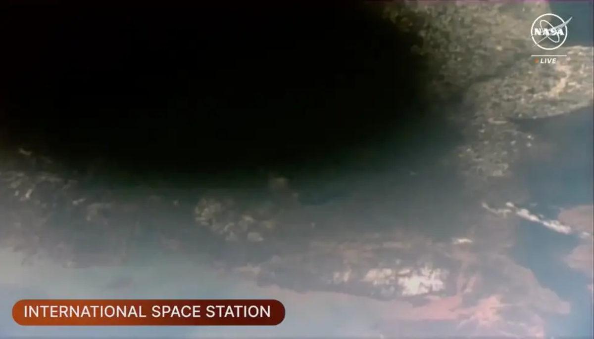 Kuzey Amerika’yı Etkisi Altına Alan Güneş Tutulmasından En Güzel Kareler