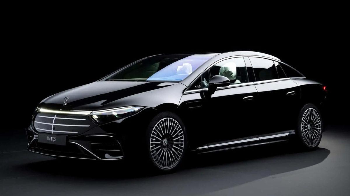 2025 Mercedes-Benz EQS Tanıtıldı (S-Serisini Kopyalamış)