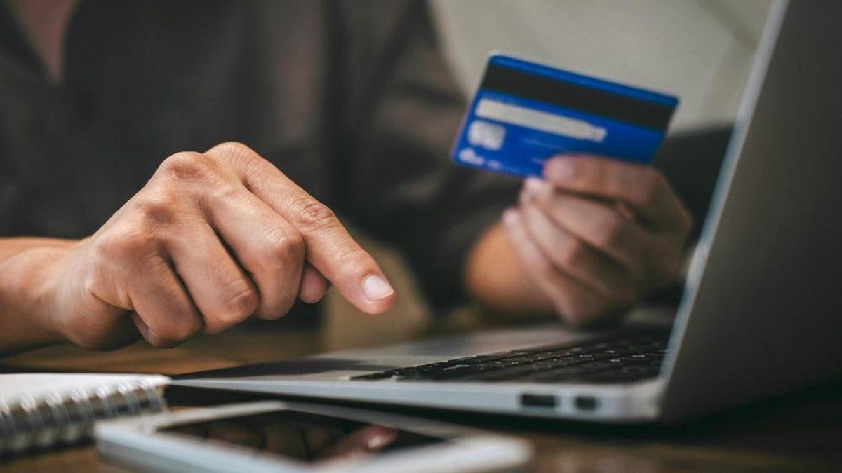 İnternette Yaptığınız Her Tık, Online Alışverişinizin Fiyatını Değiştiriyor: Nasıl Yani?