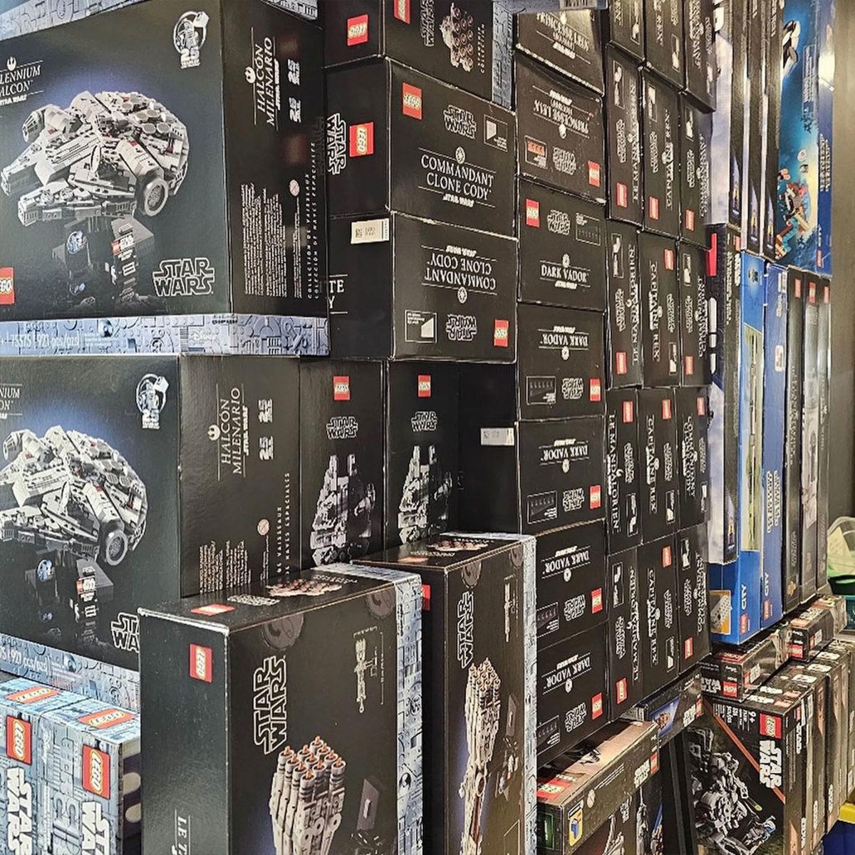 Lego’dan Bi’ Suç Ağı Yapmadıkları Kalmıştı: Toplamda 300.000 Dolarlık Lego Setlerini Çalan Hırsızlar Yakalandı